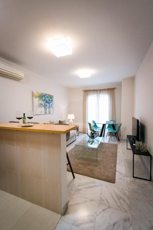 Holidays2Malaga Pena Parking & French Balcony & Smart Tv Luaran gambar