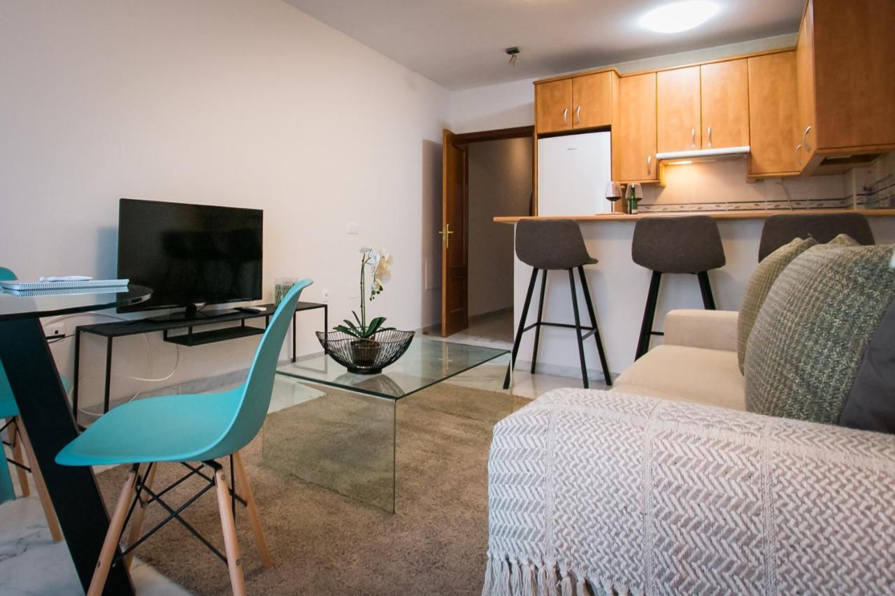 Holidays2Malaga Pena Parking & French Balcony & Smart Tv Luaran gambar